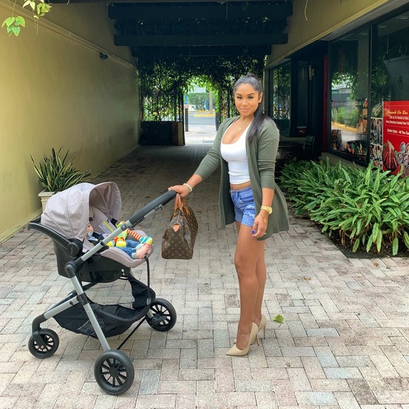 GenuineLooks ✨ - Picture 4 of 5